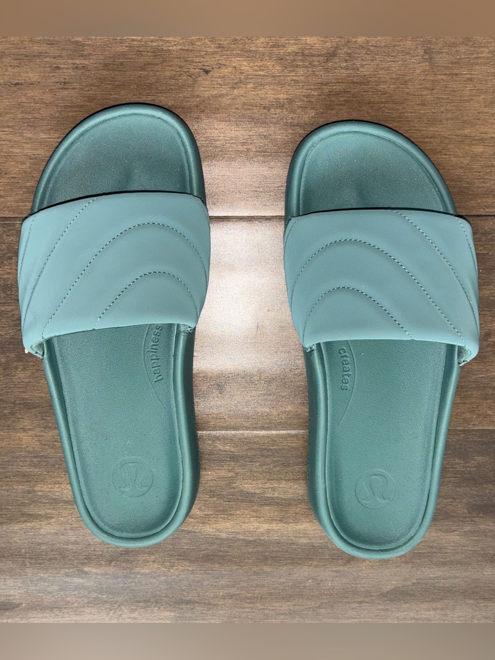 lululemon Restfeel Quilted Slide Women’s Size 6 - Medium Forest (Brand New) - Picture 2 of 6